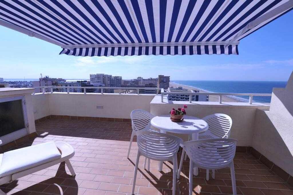 Atico Apartamento Loft Playa Victoria Cádiz Exteriér fotografie